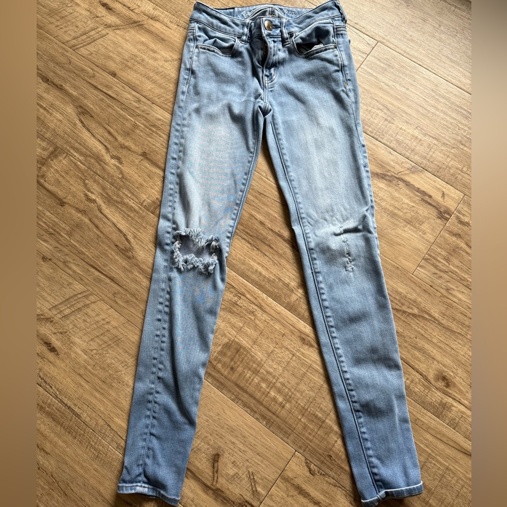 Distressed A&E Light Blue Women's Jeans